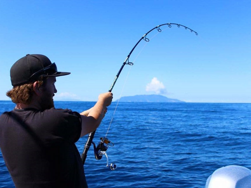 How to Go Deep Sea Fishing: The Complete Guide